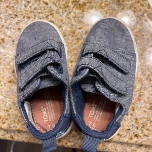 Toddler Size 5 Toms